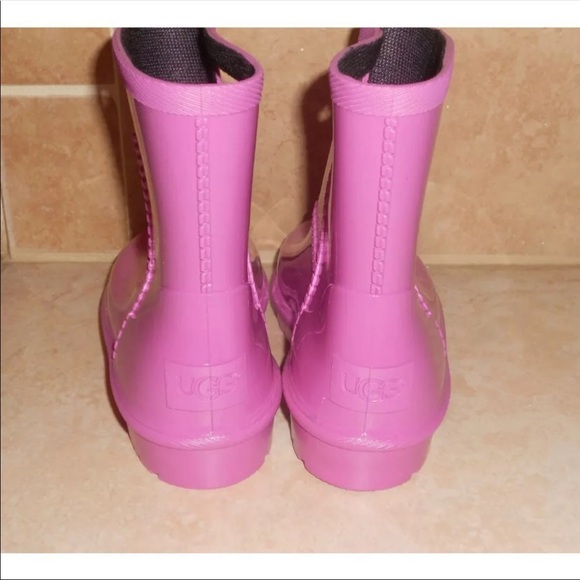 UGG Toddler Rahjee Rainboots - Picture 2 of 2